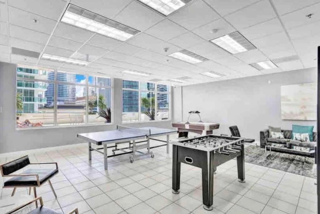 마이애미 Luxurious Private Unit With Parking 아파트 외부 사진